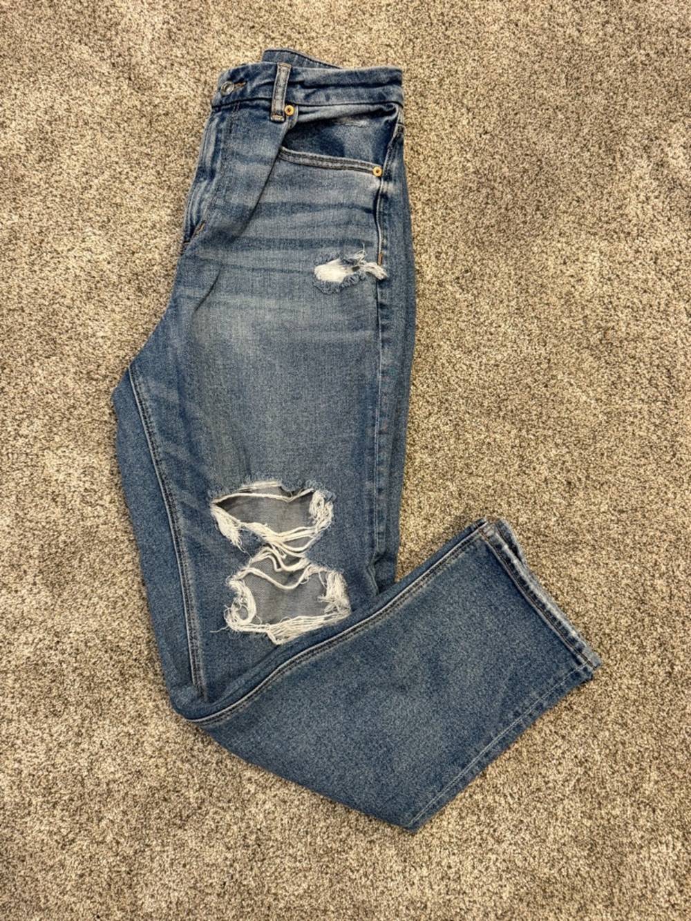 American Eagle Outfitters Medium Blue Distressed Curvy Mom Jeans